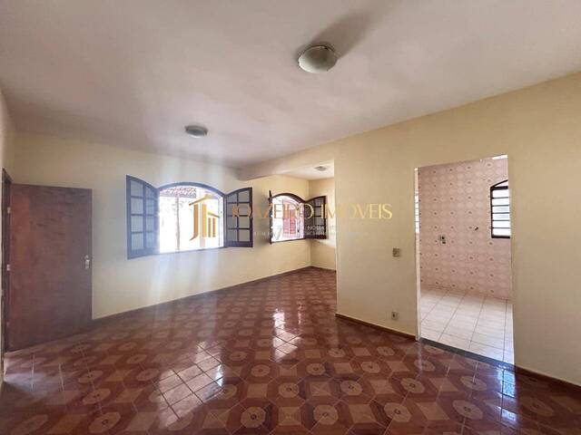 #51 - Casa para Venda em Lagoa Santa - MG