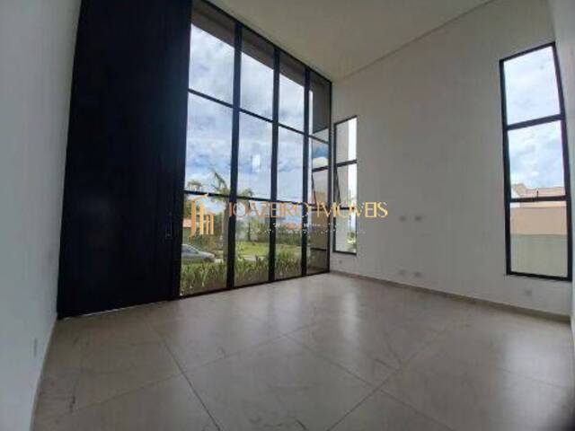 #101 - Casa em condomínio para Venda em Lagoa Santa - MG