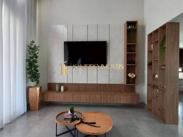 #108 - Casa em condomínio para Venda em Lagoa Santa - MG