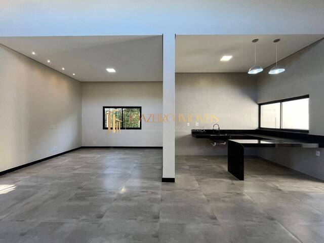 #124 - Casa em condomínio para Venda em Lagoa Santa - MG